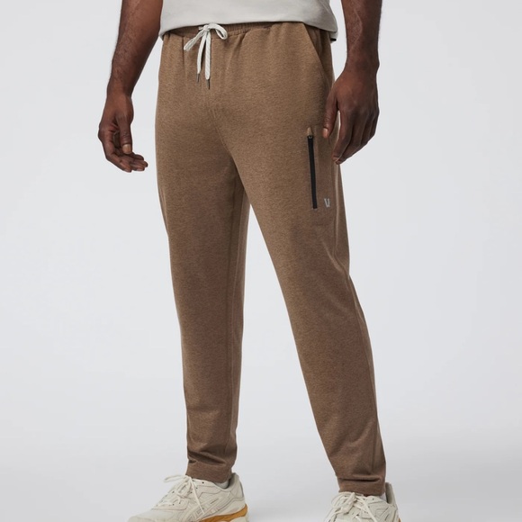 Vuori Men’s Sunday Performance Track Pant 2.0 size MEDIUM